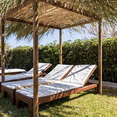 Banana Moon Aparthotel Adelianos Kampos Exterior photo